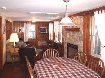 Tall Timber Lodge Pittsburg Экстерьер фото