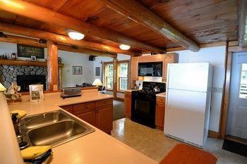 Tall Timber Lodge Pittsburg Экстерьер фото